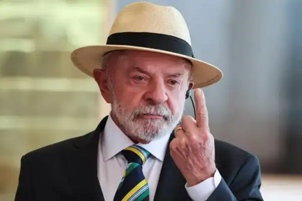Lula afirma que sem acordo com os EUA sobre tarifas terá de aplicar Lei da Reciprocidade