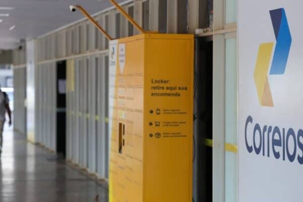 TST adia julgamento sobre greve dos Correios para quinta-feira