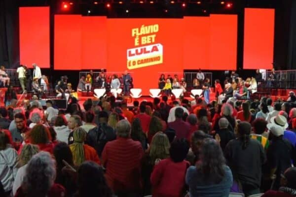 ‘Flávio é bet, Lula é o caminho’ revela novo slogan de Lula