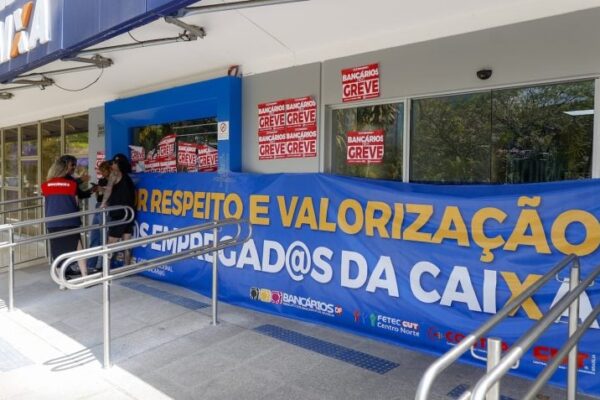 Caixa recorre à Justiça do Trabalho após mediação sem acordo com bancários